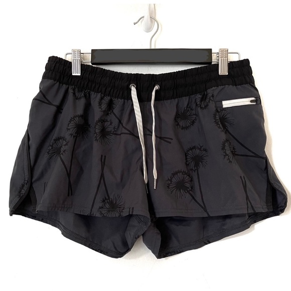 Vuori Pants - VUORI 💙 Clementine Short Size L from REI